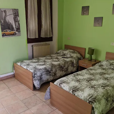 Guest house La Corte Del Poeta Buscate