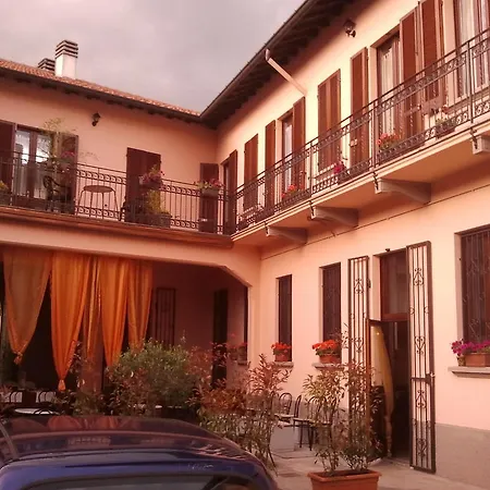 La Corte Del Poeta 2* Buscate
