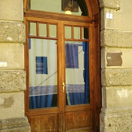 La Corte Del Poeta Guest house Buscate