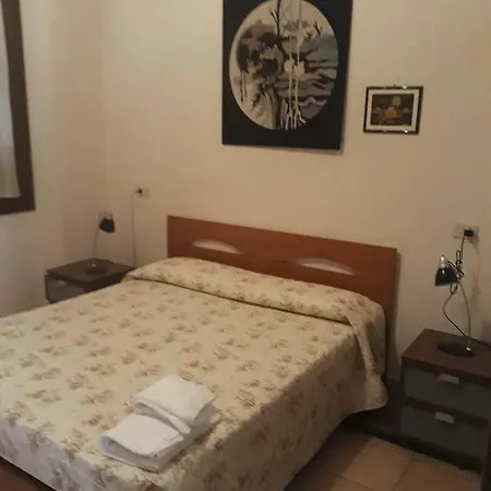 La Corte Del Poeta 2* Buscate